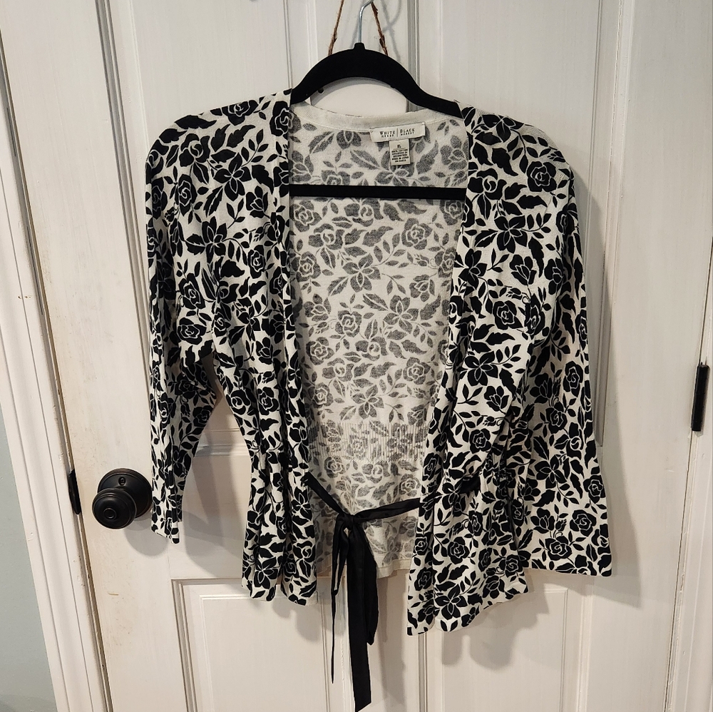 ☀️White House black market tie waist cardigan sweater size XL